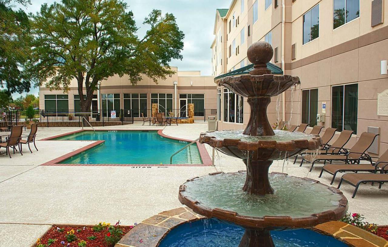 Hilton Garden Inn Dfw Airport South Irving Exterior photo